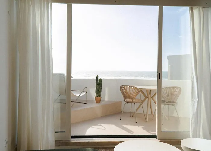 Zenith Sea & Stars Retreat - Sea View, Ac Daire *